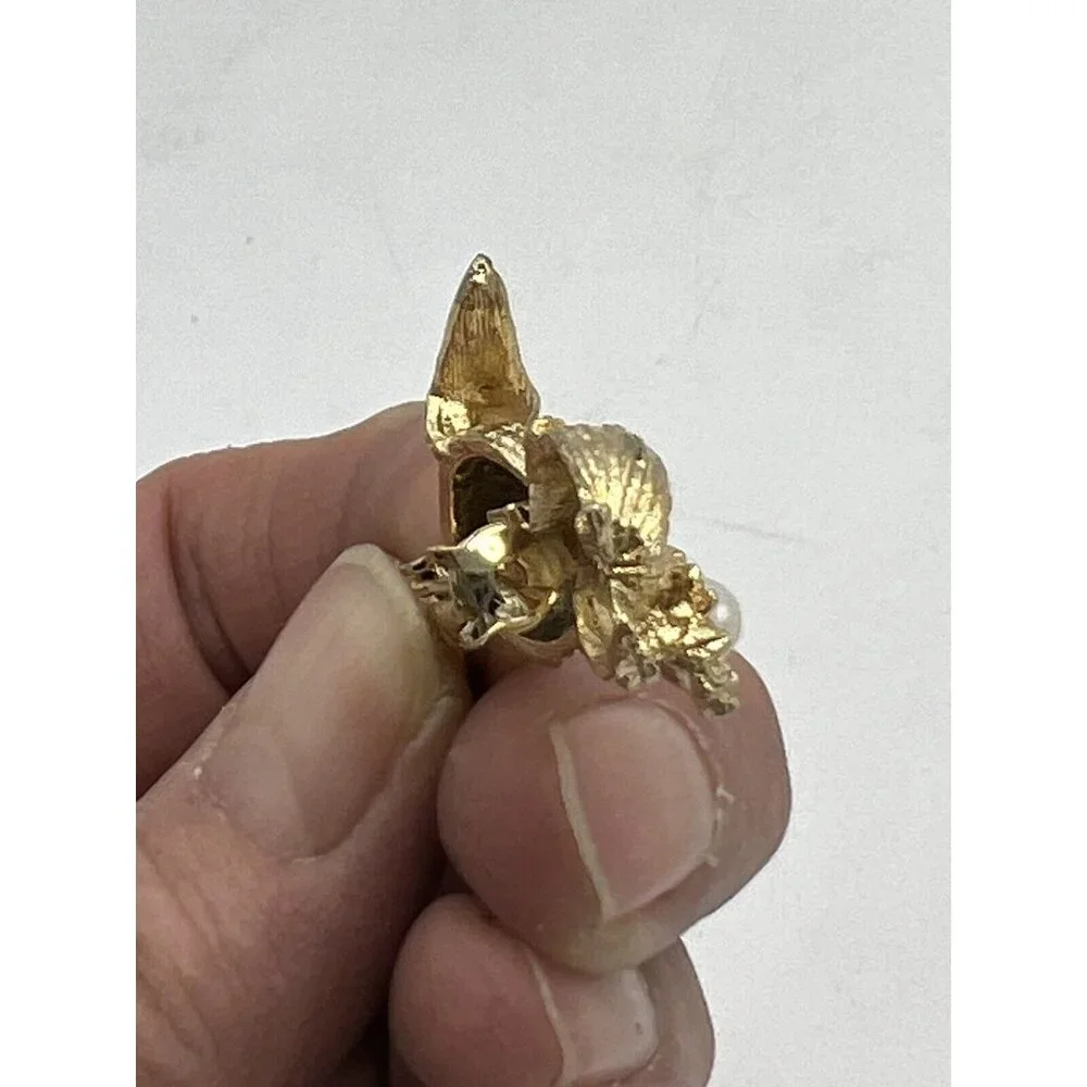 Brooch Bunny Rabbit Pin Holding Flower w/ Pearl Brushed Gold Tone 2” Easter Gift